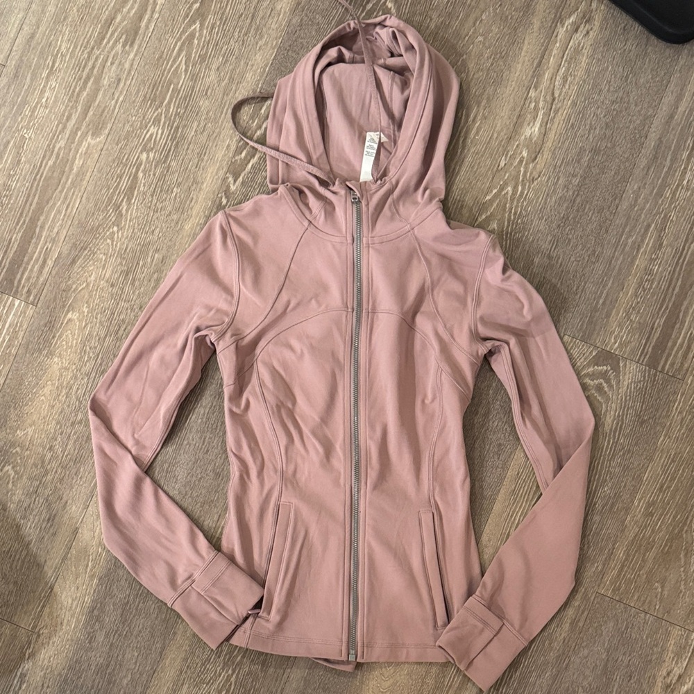 Dusty rose lululemon hooded define jacket